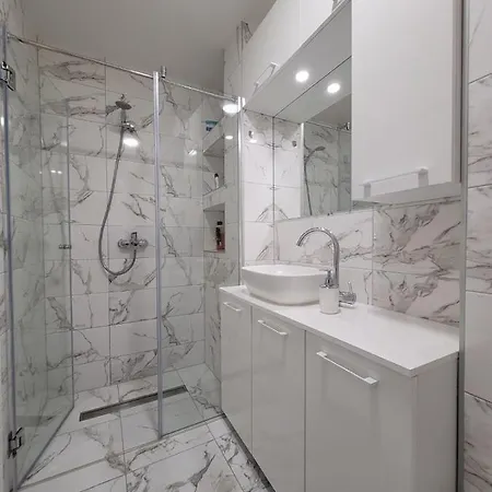 Apartment Stan M&s, Boulevard-centar Grada *